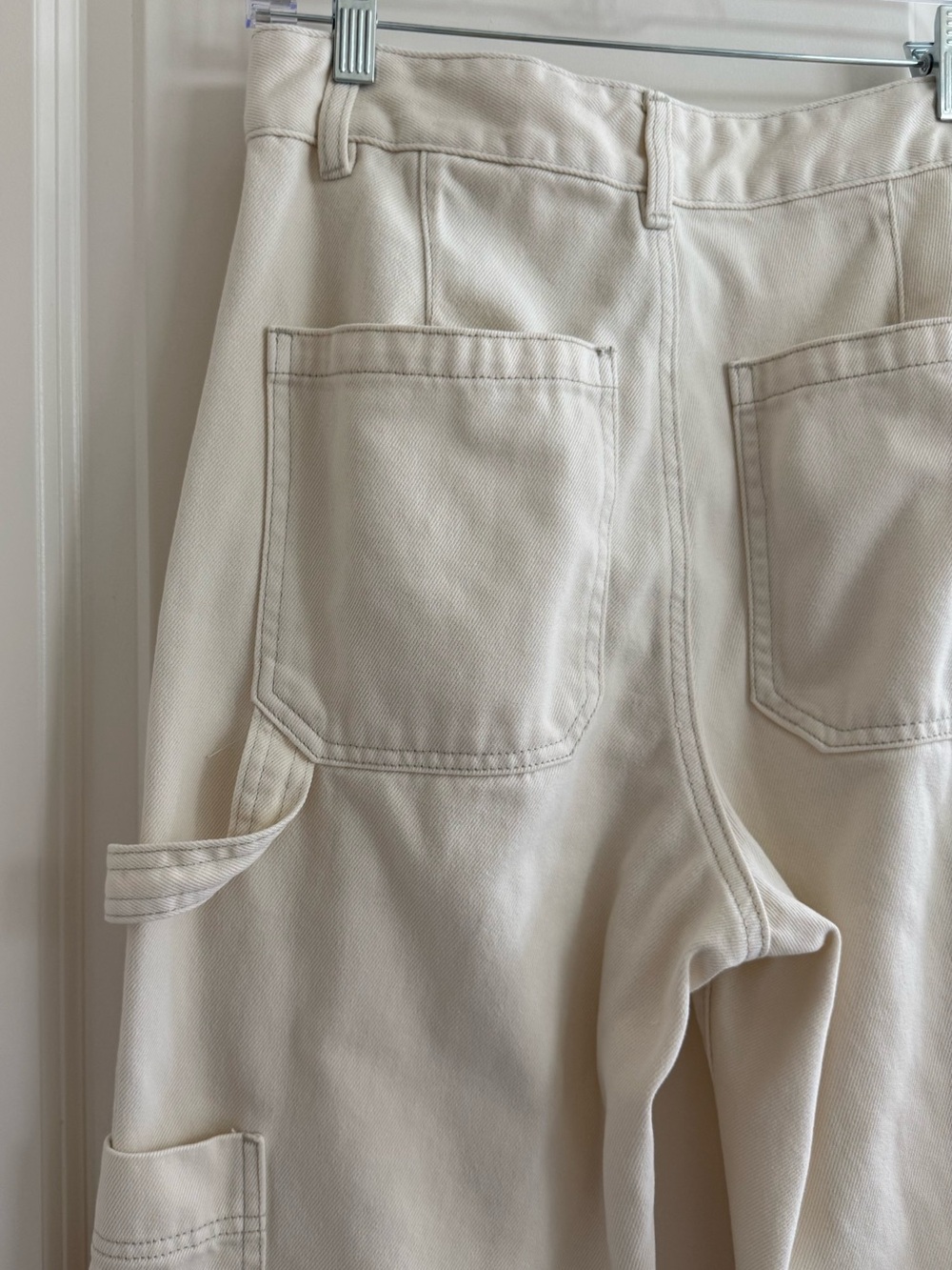 H&M off white wide straight leg high-rise cargo utility jeans 100% cotton